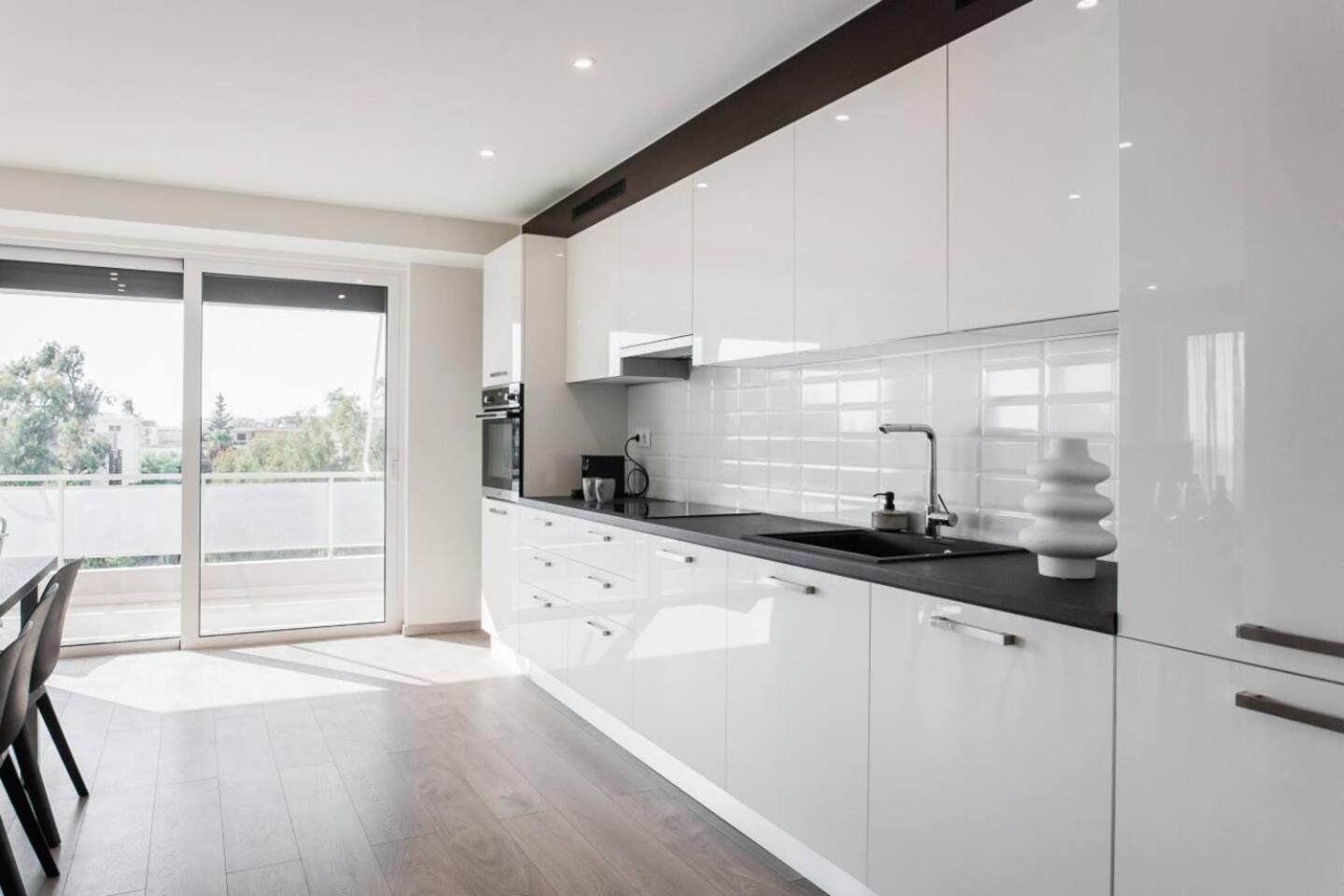 2bdr Riviera Sea View By The Olon Athens